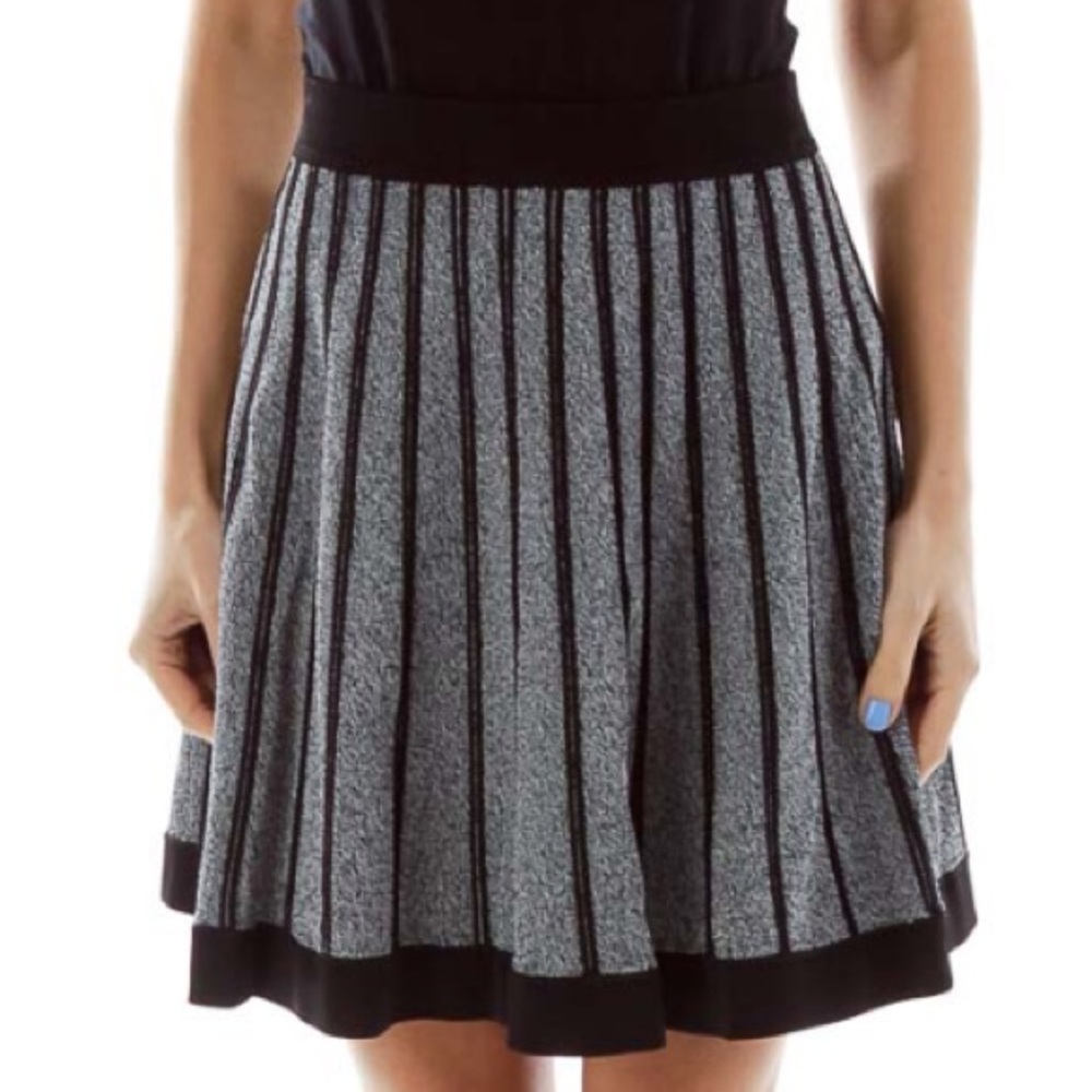 A.L.C. gray and black fit and flare high waist skirt